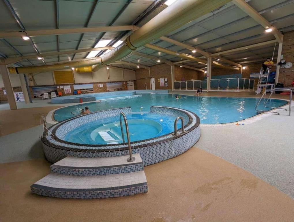 Big Boss Caravan-Camber Sands, Free Wi-Fi, Netflix, Parking Exteriör bild